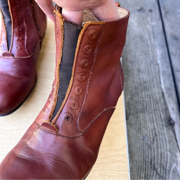 John Fluevog Conga Leather Ankle Boots In Cognac Brown Sz 6.5 - Picture 5 of 16